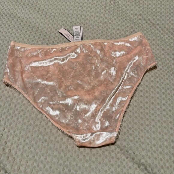 NEW Victoria's Secret Medium Pink Velour Velvet Hipster Hiphugger Panties NWT - Picture 2 of 2